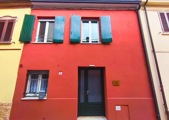 Casa Delle Zie Savoretti 게스트하우스 산클레멘테